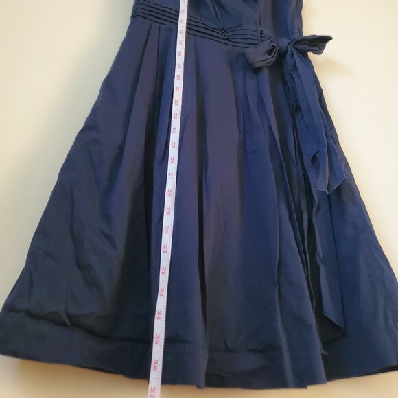 White House Black Market, Navy Sleeveless Dress - Size 4 | Classic Fit & Flare B - Picture 5 of 7